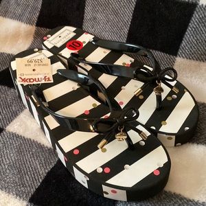 Sz 10 Kate Spade Black & White Flip Flops